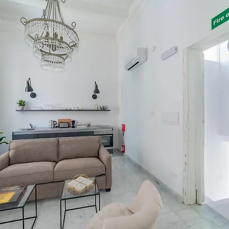 Carmelita Apartment *
