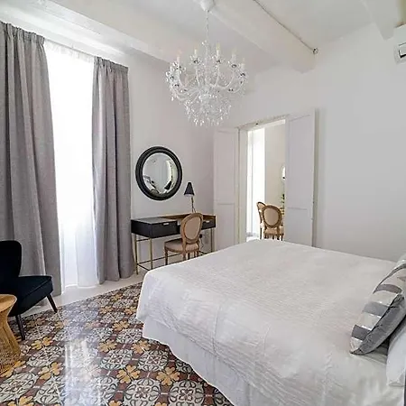 Apartment Carmelita *